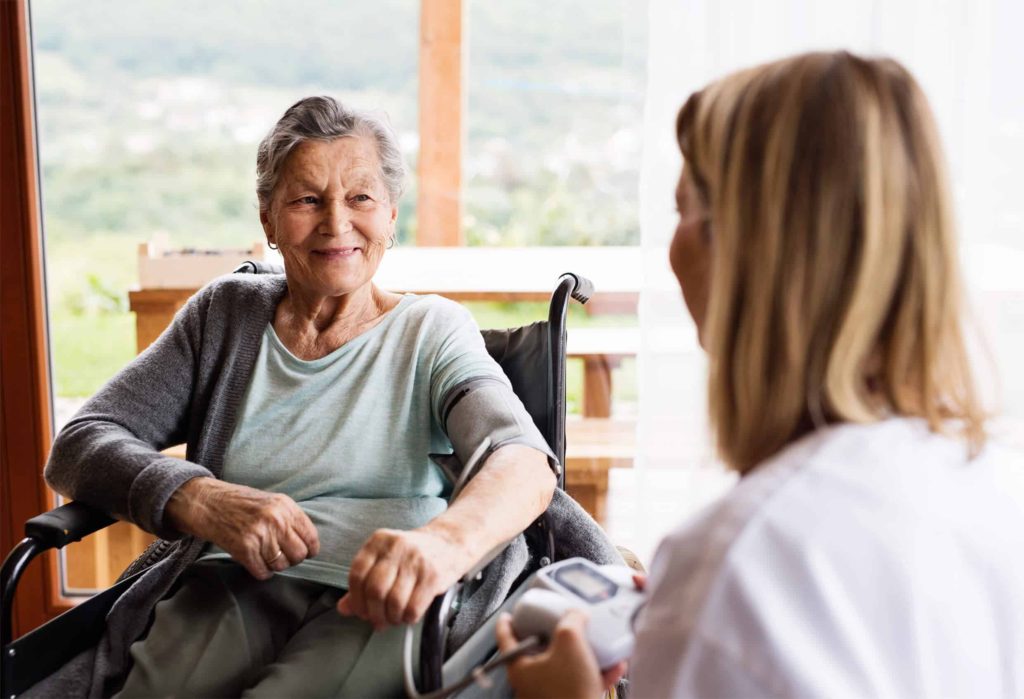 Why do You Need Live-In Care for Your Senior Loved One? 7 caregiver services