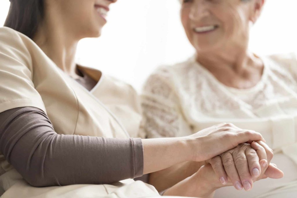Live-In Caregiver: 6 Reasons Why You Should Become One 5 live in caregiver
