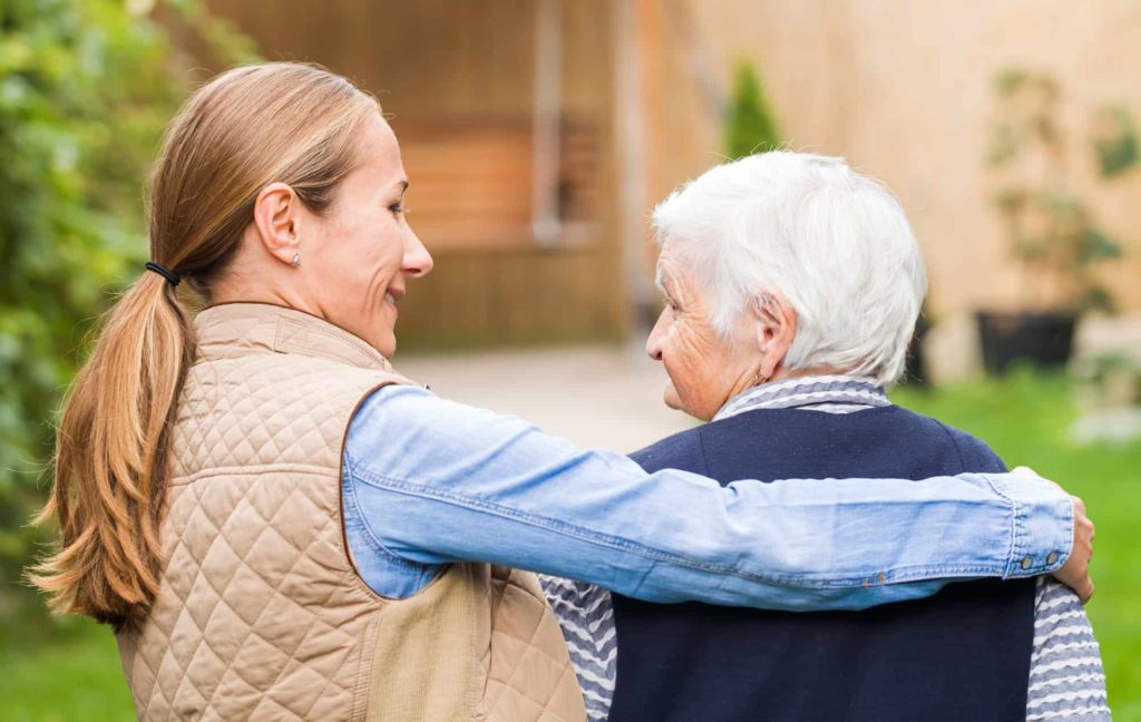 Live In Caregiver for Seniors: What You Need to Know | Alternative To Assisted Living 7 Live In Care for Senior